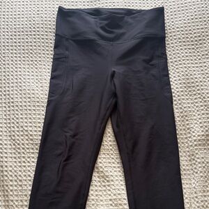Old Navy Black High-Rise Leggings with pockets